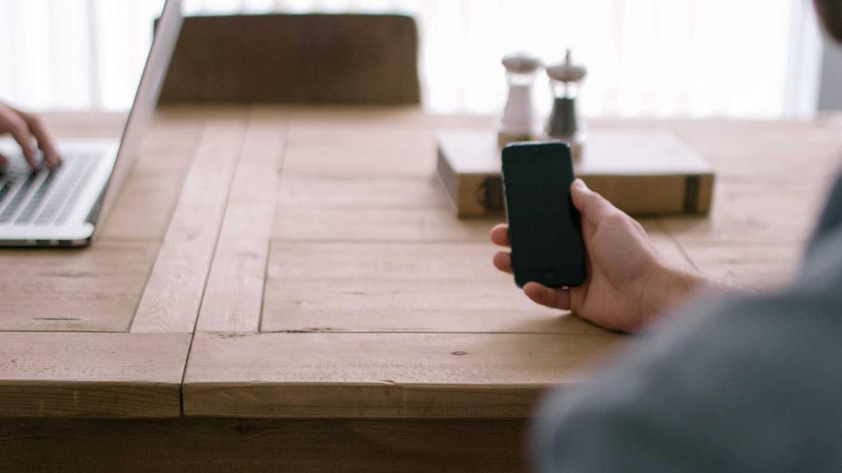 喝茶与喝咖啡哪个在高三喝好?